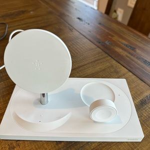 Belkin BOOST↑CHARGE™ 3-in-1 Wireless Charger Special Edition for Apple WHITE